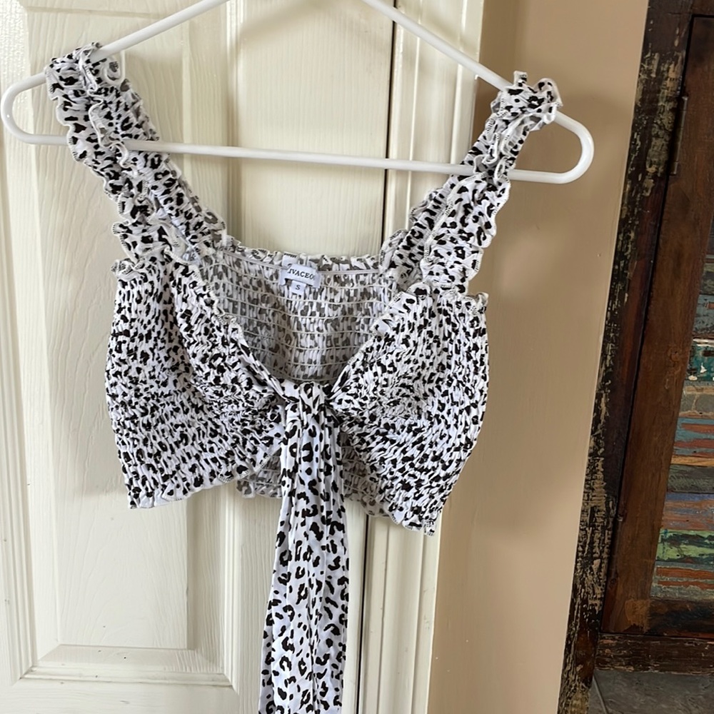 Cute top!!